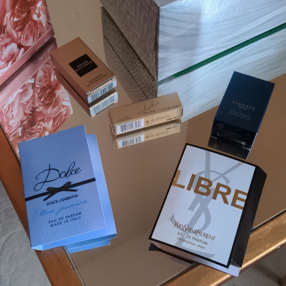 New! 5-Piece Perfume Sample Bundle - Picture 1 of 8